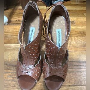 Manolo Blahnik Perforated Open Toe Brown Lace Back Sandals Size 38